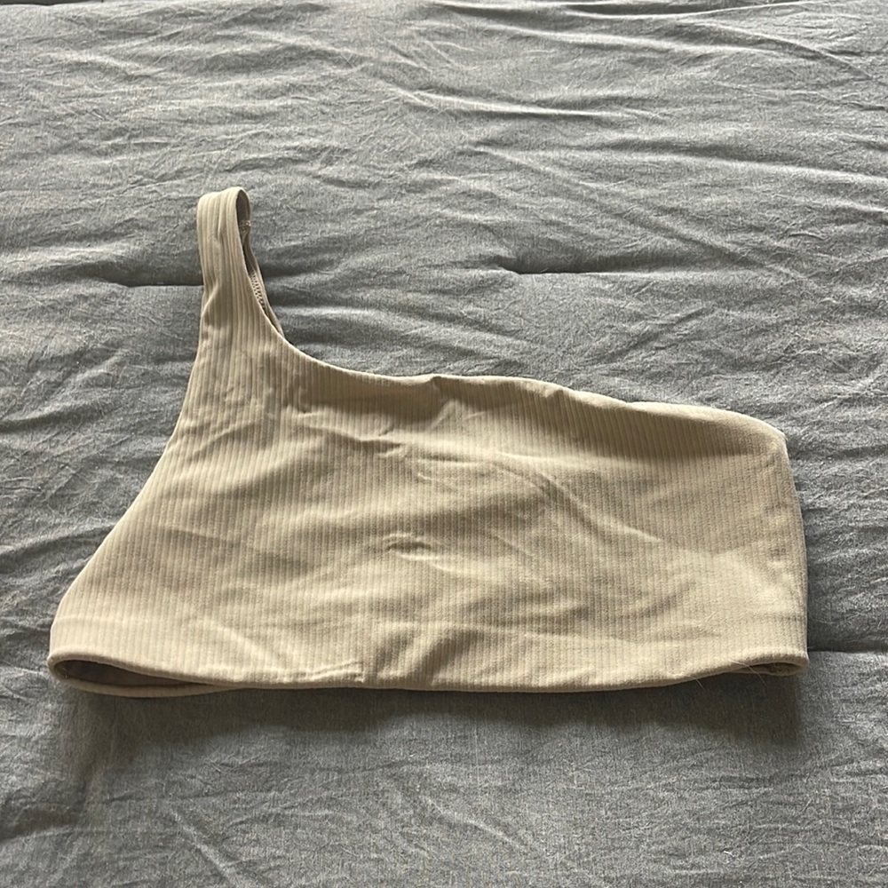 Lululemon Asymmetrical Sports bra